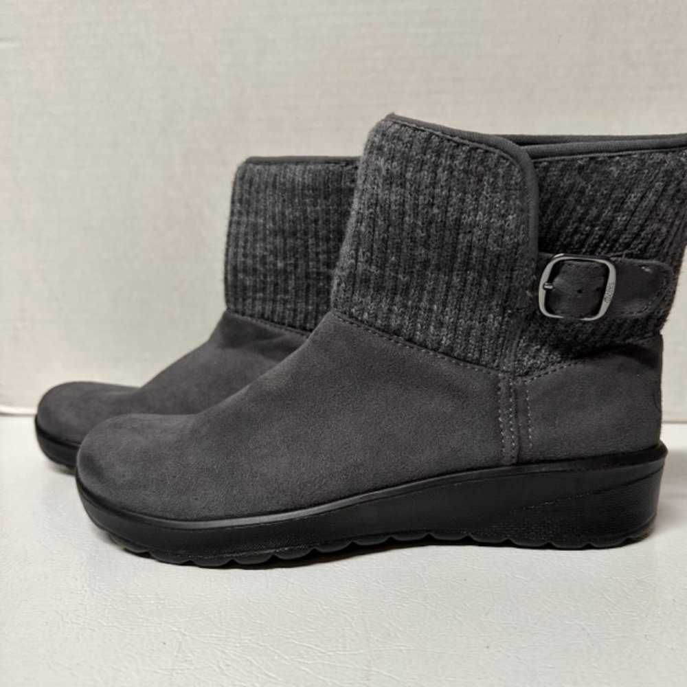NWOT Bzees Gloria Women's Short Sweater Boots